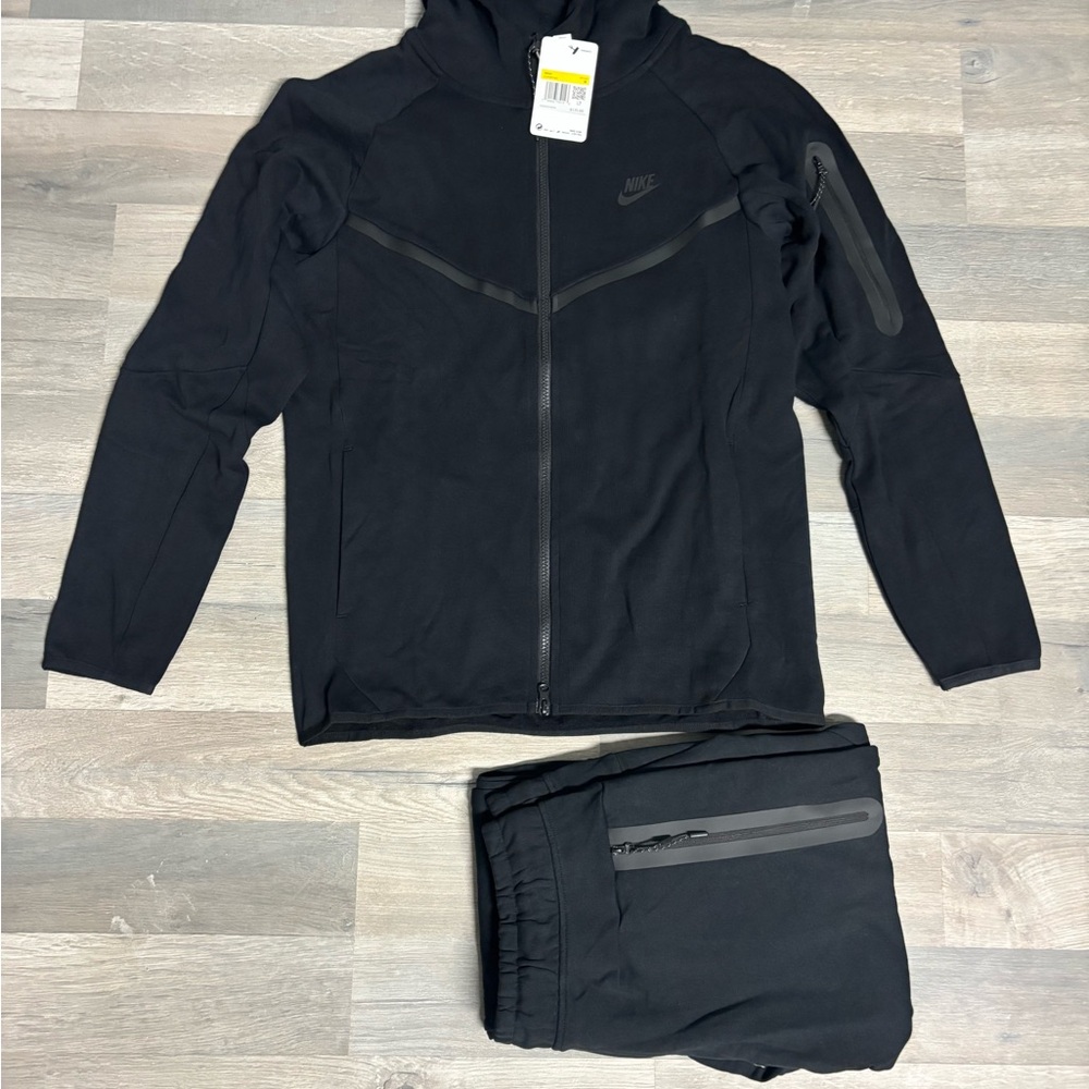 Nike Men's Jet Black Performance Jacket